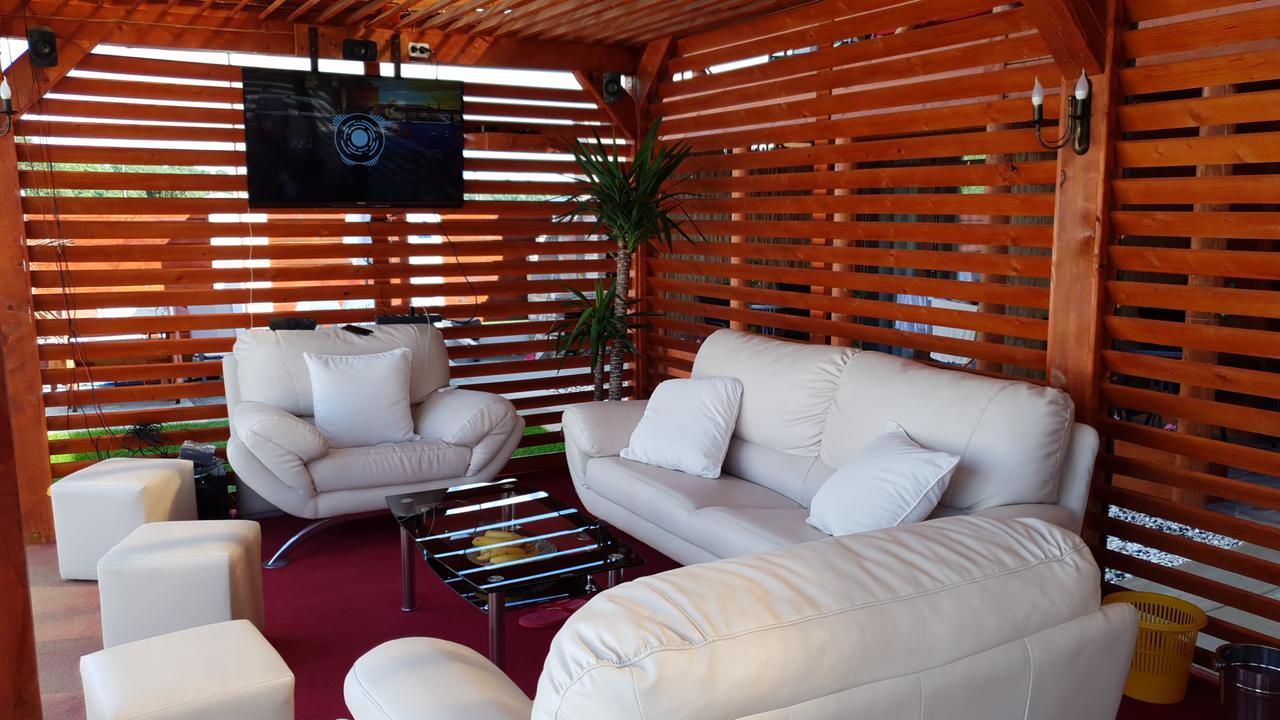 Casa David Turda Hotel ภายนอก รูปภาพ